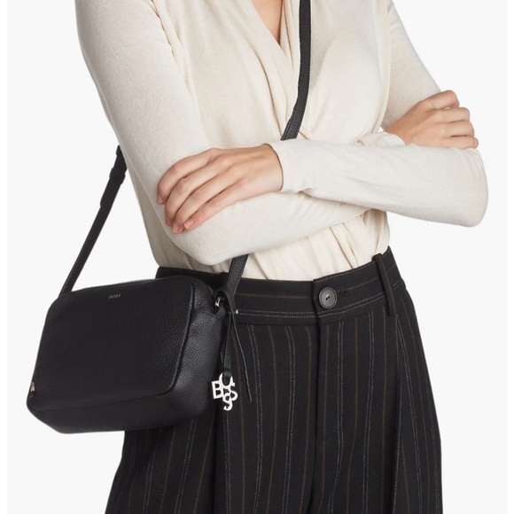 Hugo Boss scarlet cross body NWT - Picture 2 of 3